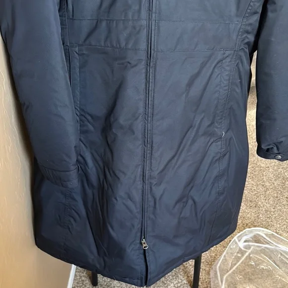 EUC The North Face Black Ski Jacket with Hood and Water-Resistant Shell XL - Picture 7 of 15